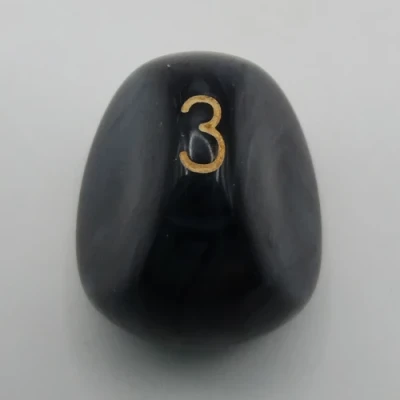 Three-sided die - black pearl
