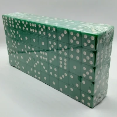 Brick of 50 16mm d6's - green