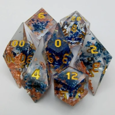 Enchanted crystals: translucid and copper-blue shards with black suedecloth pouch