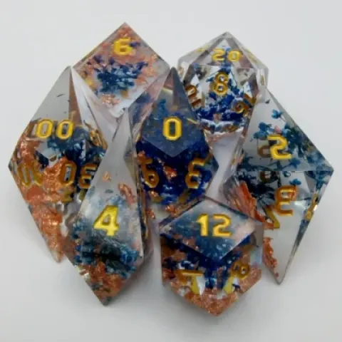 Enchanted crystals: translucid and copper-blue shards with black suedecloth pouch